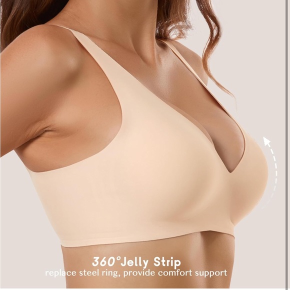 NWT Gailife Deep V Bra -No Underwire, Adjustable, Seamless - Nude - Size: Medium - Picture 3 of 7